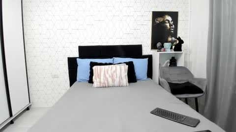 Heidi online show from September 2025 03:52:01 AM