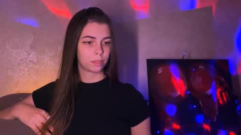 Snapshot of heileymeow chatting on December 2024 08:38:02 PM Heiley online show from December 2024 08:38:02 PM