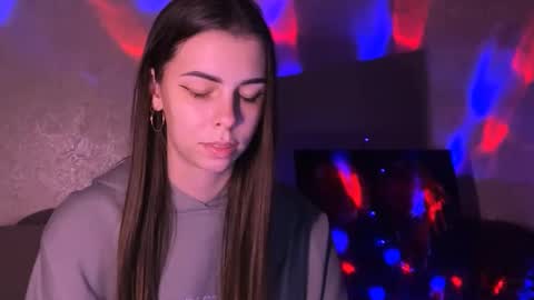 Snapshot of heileymeow chatting on December 2024 07:36:01 PM Heiley online show from December 2024 07:36:01 PM