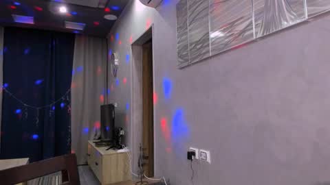 Snapshot of heileymeow chatting on January 2025 11:48:01 PM Heiley online show from January 2025 11:48:01 PM