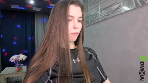 Snapshot of heileymeow chatting on February 2025 08:35:02 PM Heiley online show from February 2025 08:35:02 PM