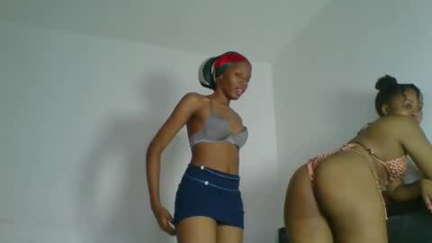 Snapshot of heilybunny chatting on May 2026 08:50:02 PM heilybunny online show from May 2026 08:50:02 PM