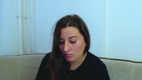 helen_adams_ online show from January 2025 10:37:02 AM