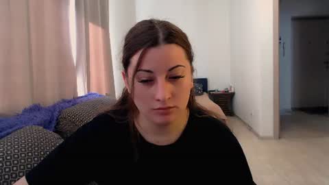 helen_adams_ online show from June 2026 04:54:02 AM
