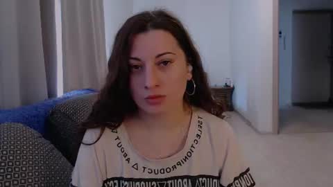 helen_adams_ online show from July 2026 06:05:01 AM