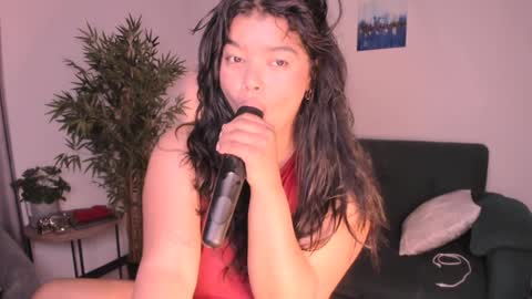 Snapshot of helen_miller chatting on December 2024 02:31:02 AM helen_miller online show from December 2024 02:31:02 AM