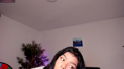 Snapshot of helen_miller chatting on September 2025 08:16:01 AM helen_miller online show from September 2025 08:16:01 AM