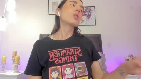 Helen  online show from April 2026 12:42:02 PM