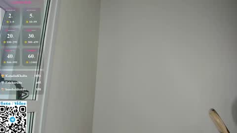 helen_sparkk online show from May 2026 11:23:04 PM