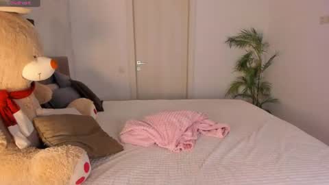 Helen online show from July 2026 01:29:01 PM