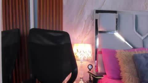 Helena Santos  online show from June 2026 01:34:02 PM
