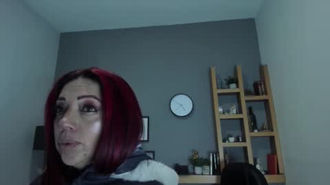 Snapshot of helenaduque_ chatting on November 2025 11:36:02 AM Helena online show from November 2025 11:36:02 AM