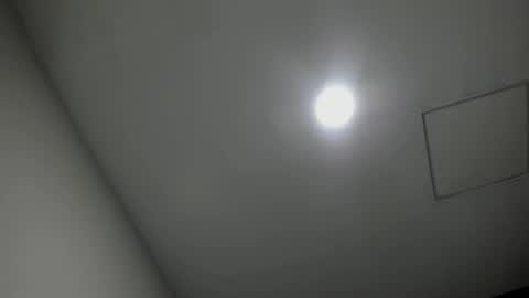 Snapshot of helenaduque_ chatting on December 2025 11:26:02 AM Helena online show from December 2025 11:26:02 AM