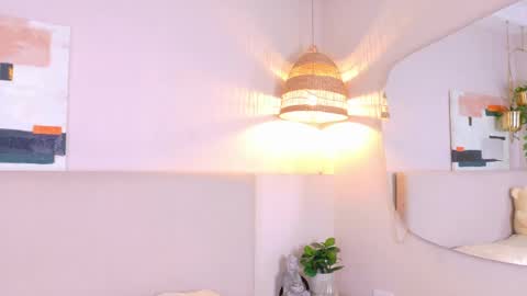 helenafoumier online show from May 2026 07:41:01 PM