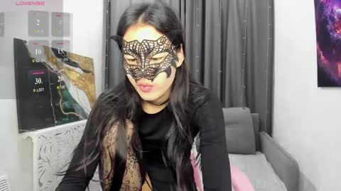 Snapshot of helenblazetrt chatting on May 2026 02:17:01 AM Hi I am Helen online show from May 2026 02:17:01 AM