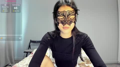 Snapshot of helenblazetrt chatting on May 2026 02:18:02 AM Hi I am Helen online show from May 2026 02:18:02 AM