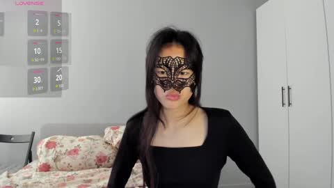 Snapshot of helenblazetrt chatting on May 2026 02:06:01 AM Hi I am Helen online show from May 2026 02:06:01 AM