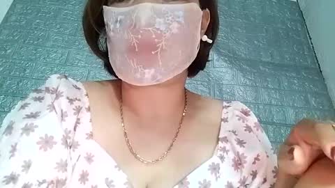 Snapshot of helenna_00 chatting on September 2025 11:15:02 PM helenna_00 online show from September 2025 11:15:02 PM