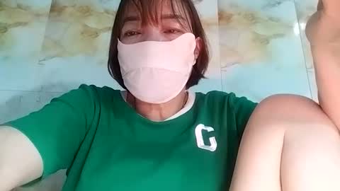 Snapshot of helenna_00 chatting on October 2025 11:03:01 PM helenna_00 online show from October 2025 11:03:01 PM