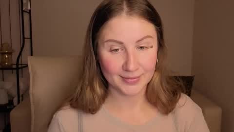 Snapshot of helens_lov chatting on September 2025 02:01:01 AM Helen online show from September 2025 02:01:01 AM