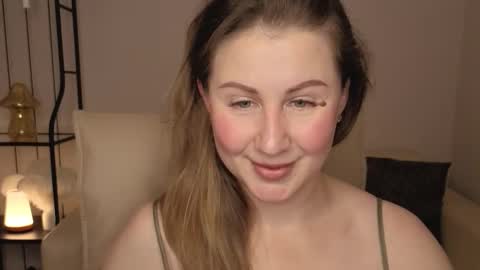 Snapshot of helens_lov chatting on November 2025 02:00:02 AM Helen online show from November 2025 02:00:02 AM