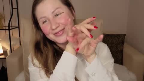 Snapshot of helens_lov chatting on December 2025 07:39:01 AM Helen online show from December 2025 07:39:01 AM