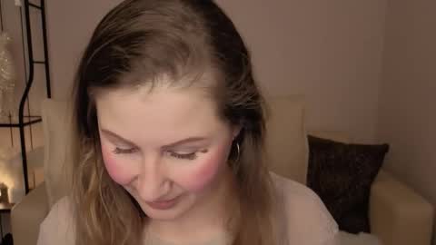 Snapshot of helens_lov chatting on December 2025 06:42:02 AM Helen online show from December 2025 06:42:02 AM