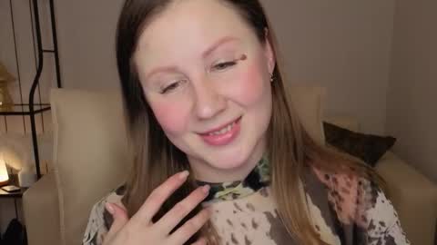 Snapshot of helens_lov chatting on February 2026 01:26:02 AM Helen online show from February 2026 01:26:02 AM