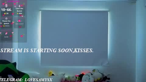 Helia Transfem and Amy online show from May 2026 01:19:01 PM