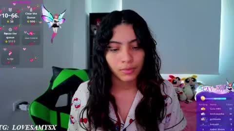Helia Transfem and Amy online show from May 2026 02:15:02 PM