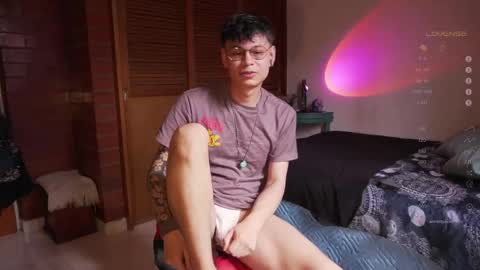 Snapshot of heliero chatting on January 2026 08:13:02 PM Helio online show from January 2026 08:13:02 PM