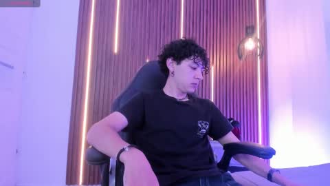 helios_obscuro online show from September 2025 12:21:02 PM