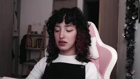 Snapshot of hell_666_xxx chatting on February 2025 01:00:01 AM cher online show from February 2025 01:00:01 AM