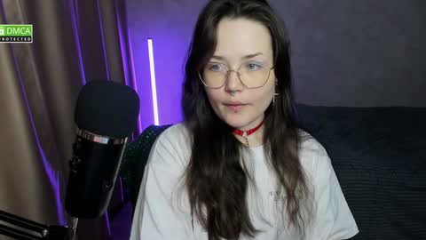 Snapshot of hell_hotline chatting on January 2025 06:52:01 PM Red online show from January 2025 06:52:01 PM