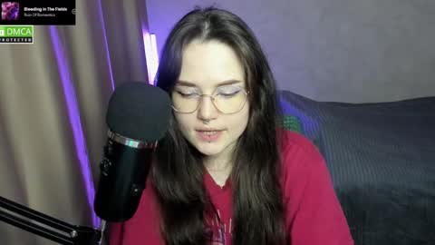 Snapshot of hell_hotline chatting on February 2025 09:43:01 PM Red online show from February 2025 09:43:01 PM