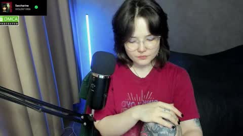 Snapshot of hell_hotline chatting on December 2025 07:19:02 PM Red online show from December 2025 07:19:02 PM