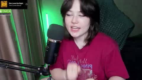 Snapshot of hell_hotline chatting on February 2026 08:13:01 PM Red online show from February 2026 08:13:01 PM