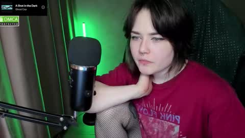 Snapshot of hell_hotline chatting on February 2026 09:00:02 PM Red online show from February 2026 09:00:02 PM