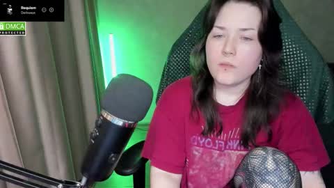 Snapshot of hell_hotline chatting on February 2026 08:20:01 PM Red online show from February 2026 08:20:01 PM