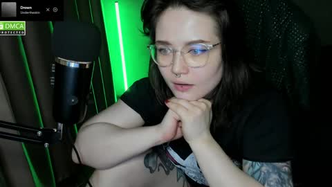 Red online show from May 2026 07:30:01 PM