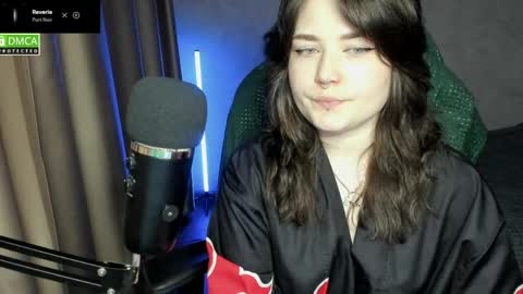 Red online show from May 2026 07:32:02 PM