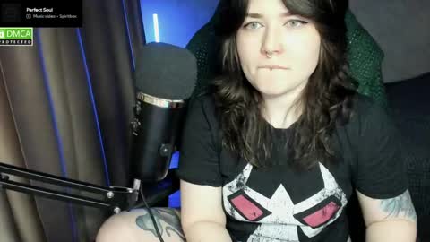Red online show from May 2026 06:47:02 PM