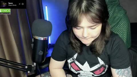 Red online show from July 2026 08:03:02 PM