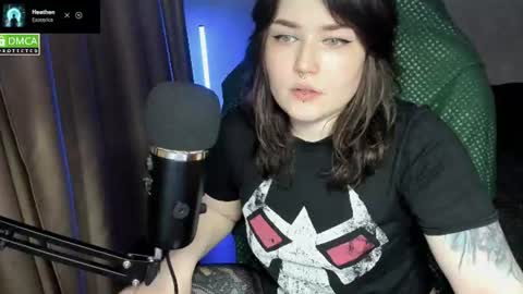 Red online show from July 2026 06:21:01 PM