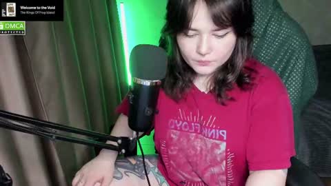 Red online show from July 2026 07:04:01 PM