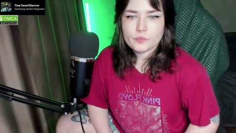 Red online show from July 2026 07:39:01 PM
