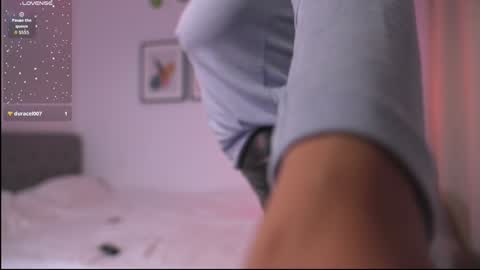 Lorette Lory online show from November 2025 09:53:01 PM