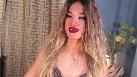 Snapshot of hellatarahathor chatting on February 2026 07:57:01 AM hellatarahathor online show from February 2026 07:57:01 AM