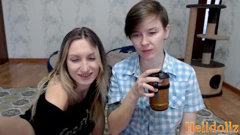 Snapshot of helldollz chatting on December 2024 07:47:02 AM HellDollz online show from December 2024 07:47:02 AM