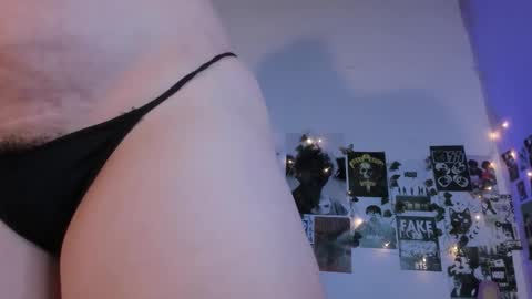 hellen online show from February 2026 04:43:02 AM